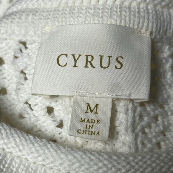 NWOT CYRUS Waffle Sweater - Picture 5 of 5